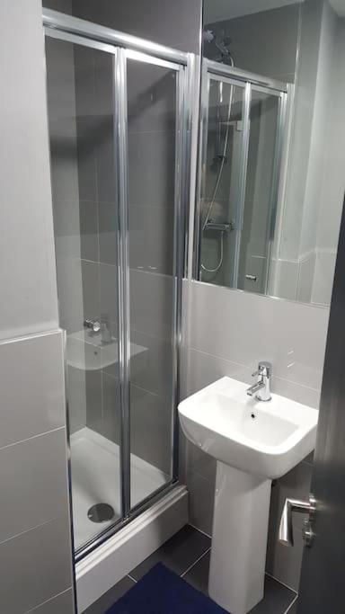ליברפול The V.I.P Suite - Sleeps 24! Best For Large Groups מראה חיצוני תמונה